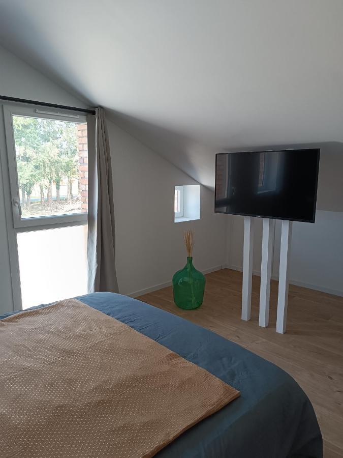 A L'Ombre Des Bois, Chambre Double Vue Jardin Neung-sur-Beuvron Kültér fotó
