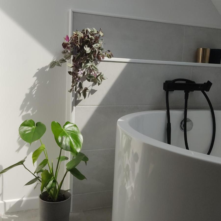 A L'Ombre Des Bois, Chambre Double Vue Jardin Neung-sur-Beuvron Kültér fotó